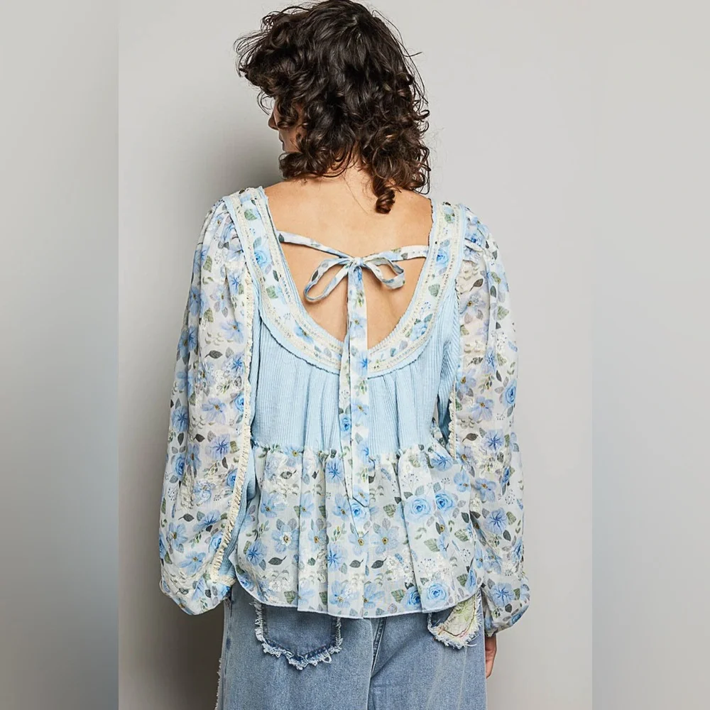 One Left!...POL Light Blue Floral Peasant Blouse - Picture 5 of 6